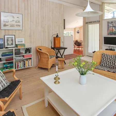 Awesome In Sams With Sauna And 3 Bedrooms 펜션